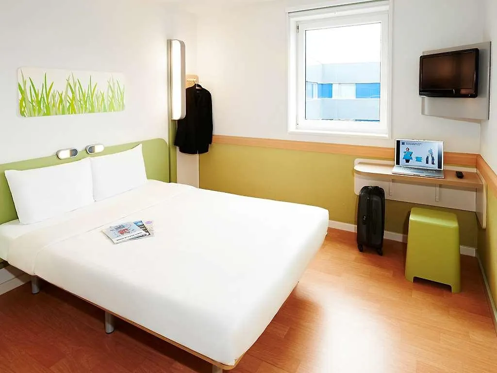 Ibis Budget Orly Chevilly Tram 7 2*, Chevilly-Larue França